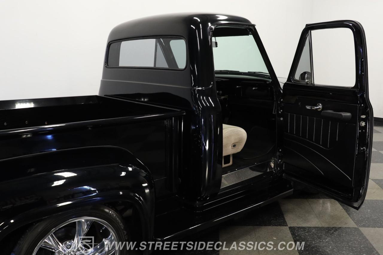 1955 Ford F-100 Restomod