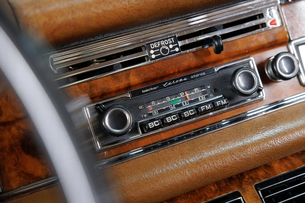 1971 Mercedes - Benz 280 SE 3.5 Coup&eacute;