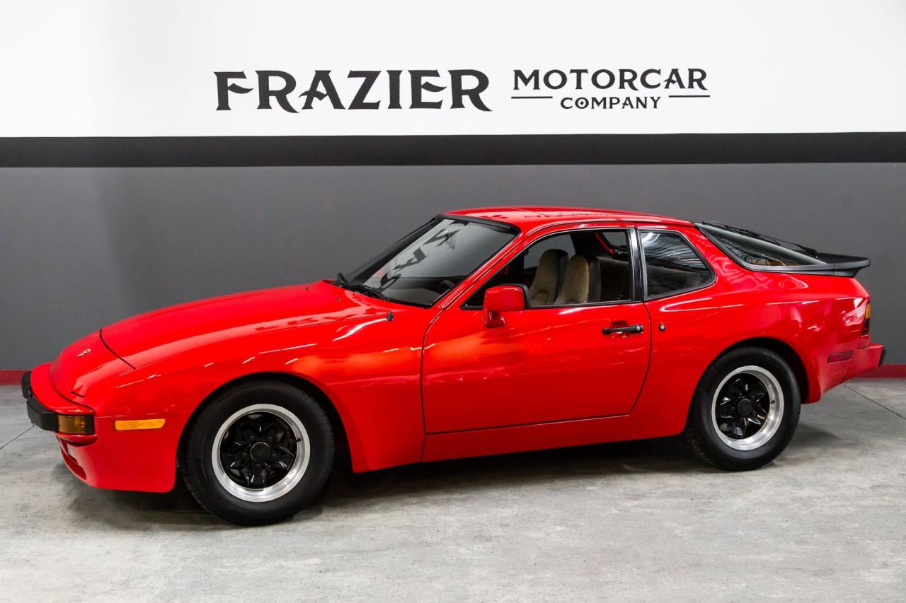 1983 Porsche 22296 mile 944