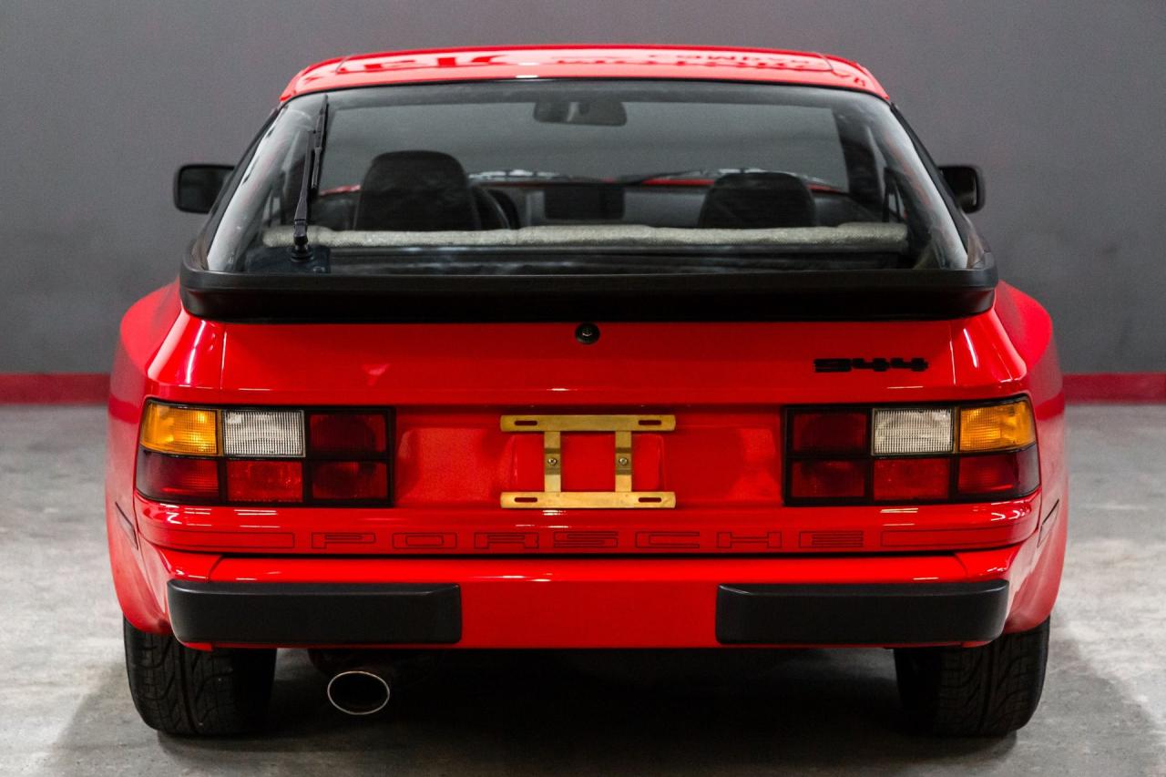 1983 Porsche 22296 mile 944