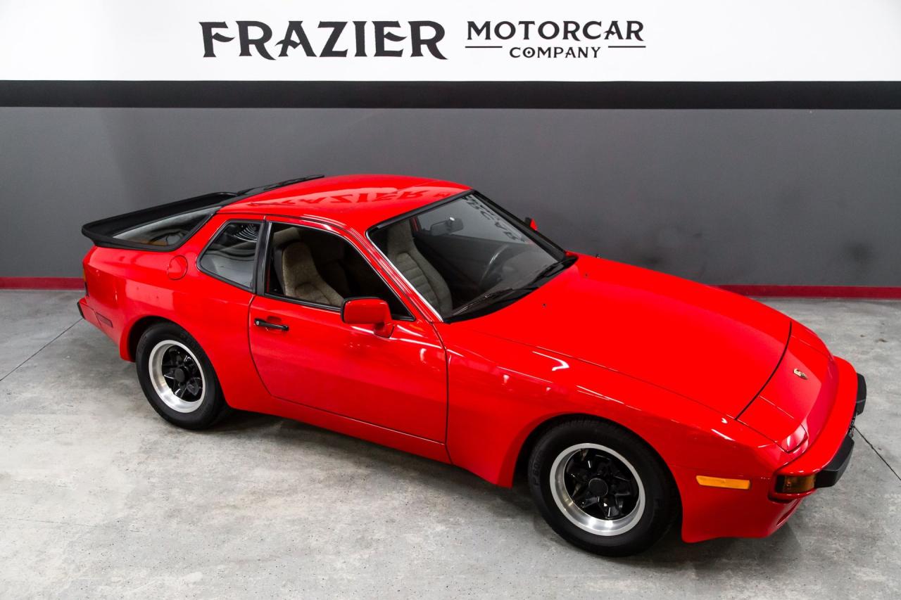 1983 Porsche 22296 mile 944