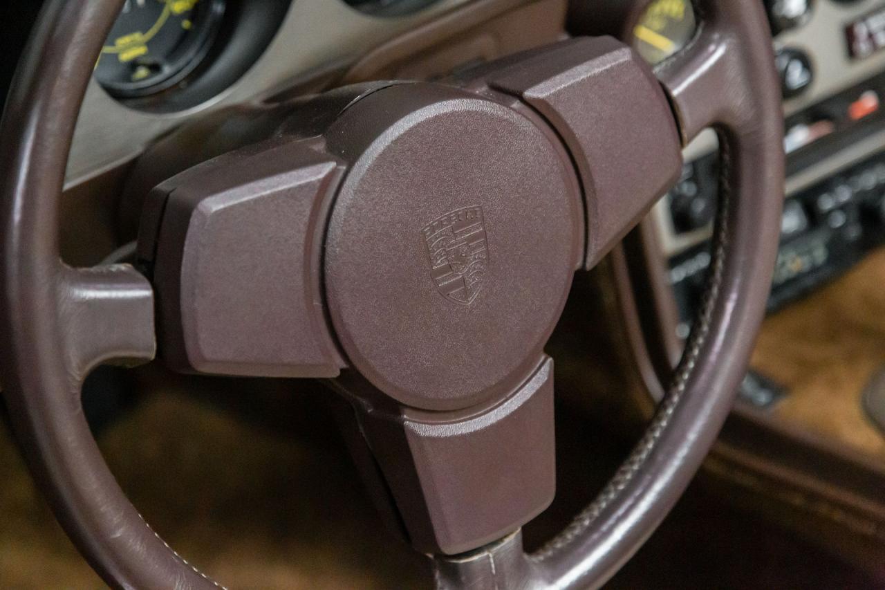 1983 Porsche 22296 mile 944