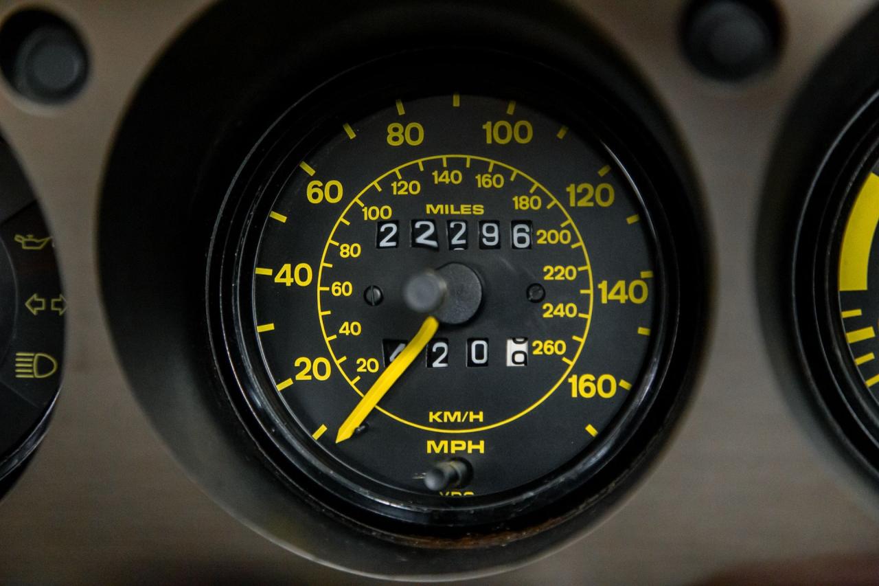 1983 Porsche 22296 mile 944