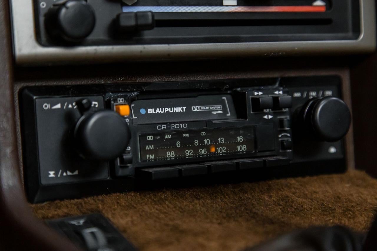 1983 Porsche 22296 mile 944