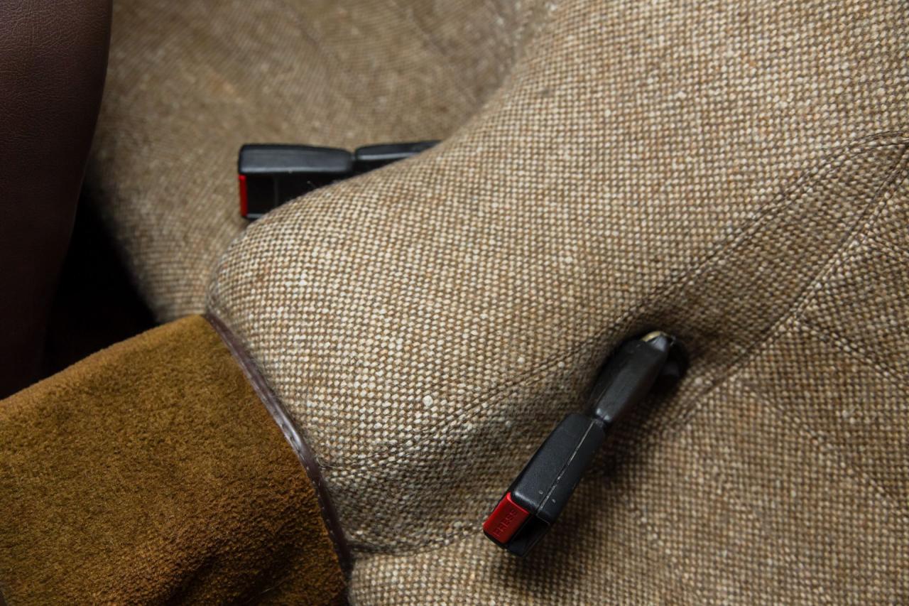 1983 Porsche 22296 mile 944