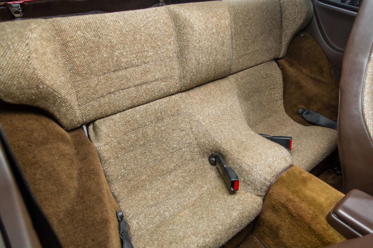 1983 Porsche 22296 mile 944