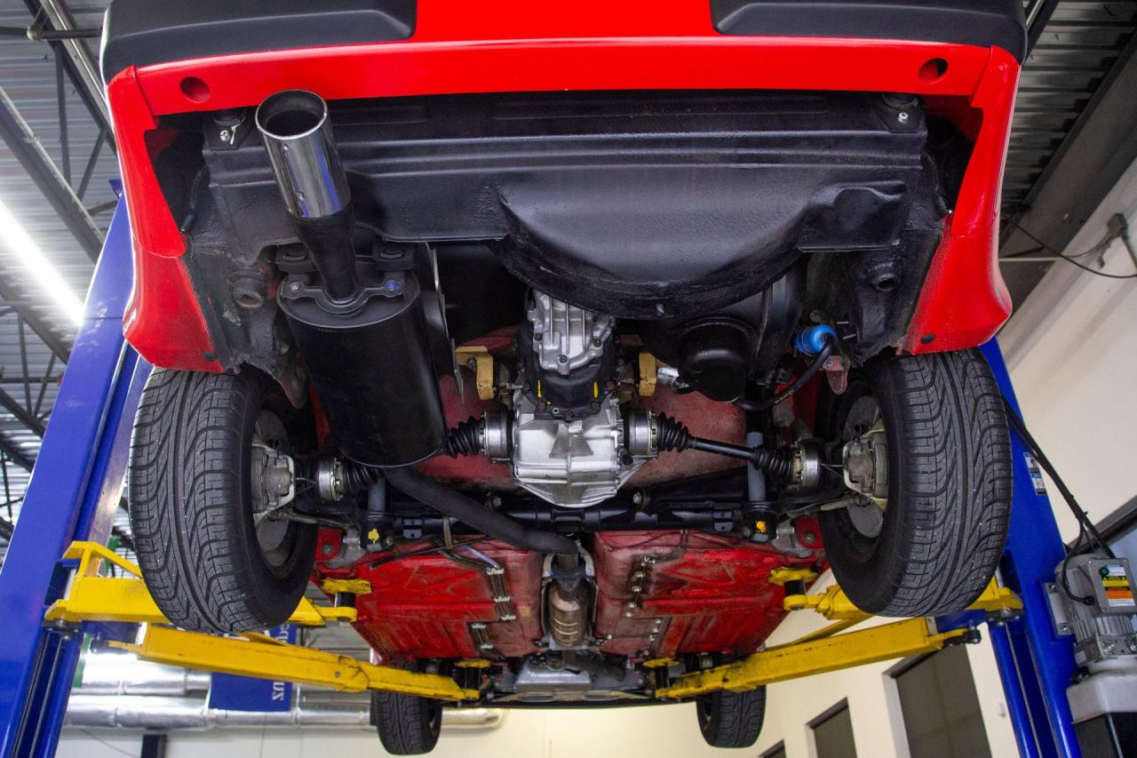 1983 Porsche 22296 mile 944