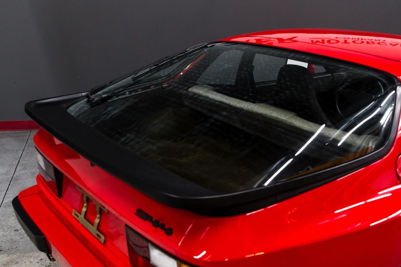 1983 Porsche 22296 mile 944