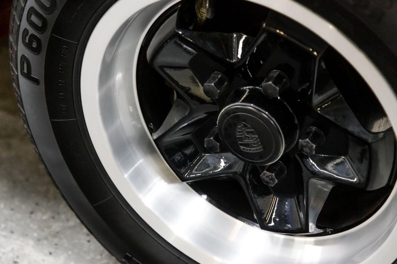 1983 Porsche 22296 mile 944