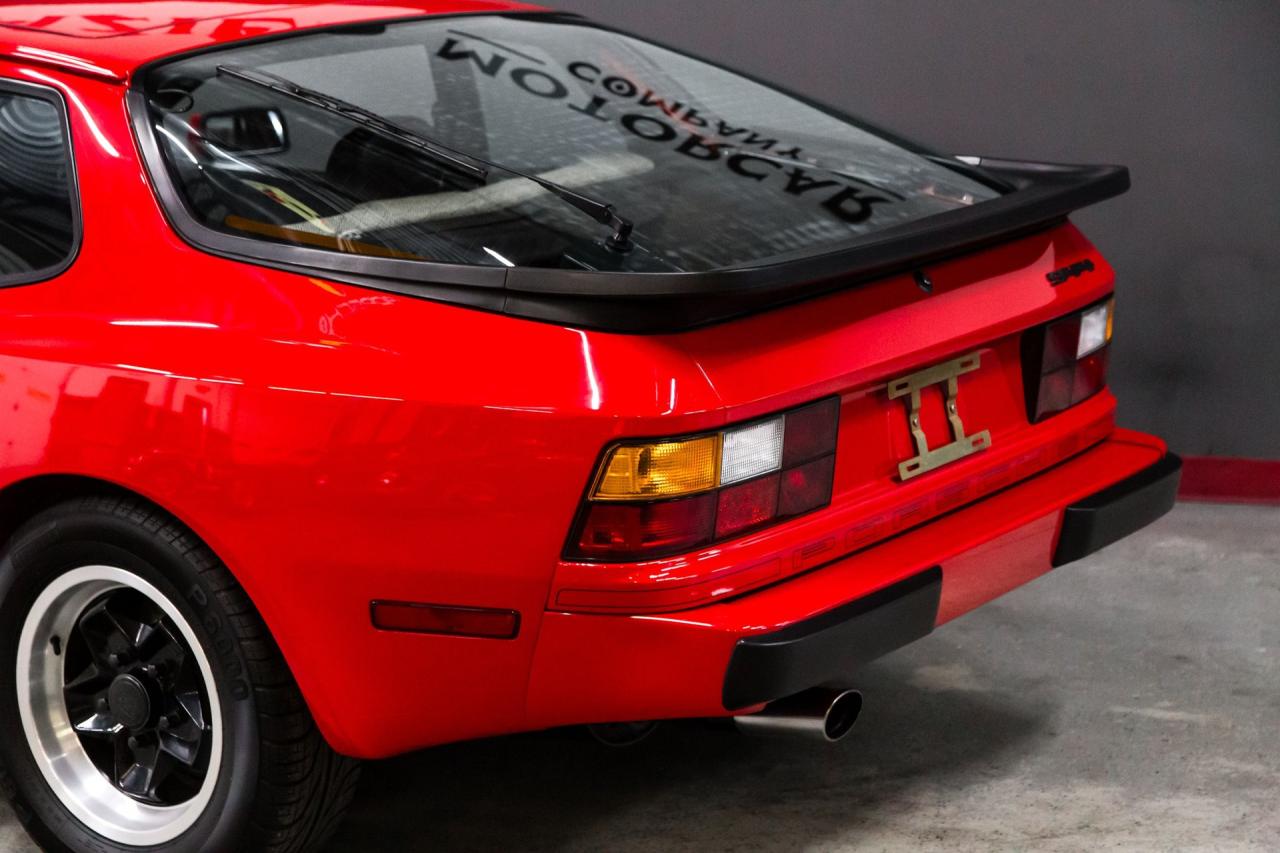 1983 Porsche 22296 mile 944