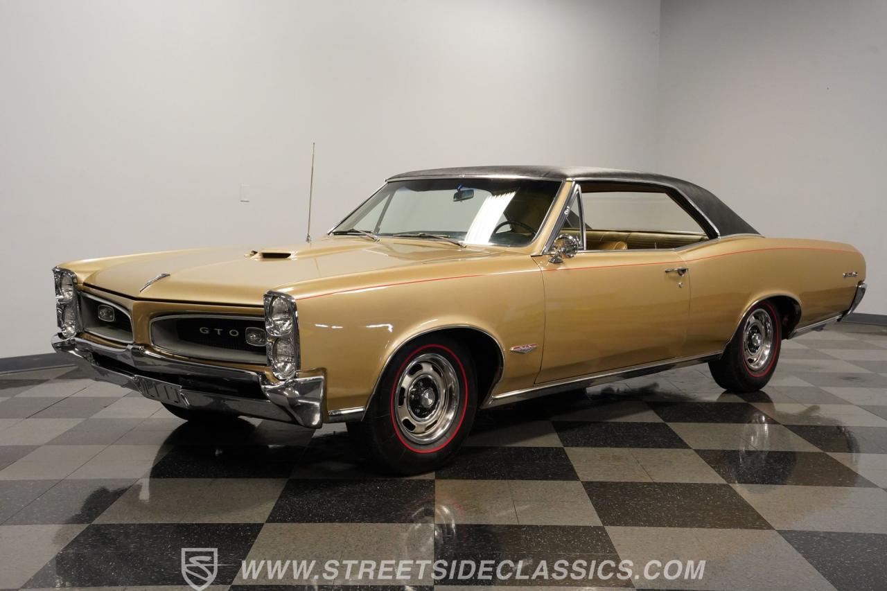 1966 Pontiac GTO Tri Power