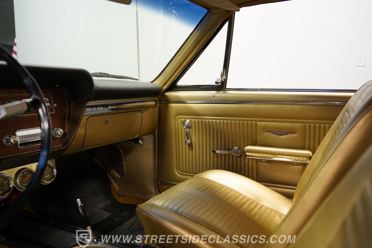 1966 Pontiac GTO Tri Power