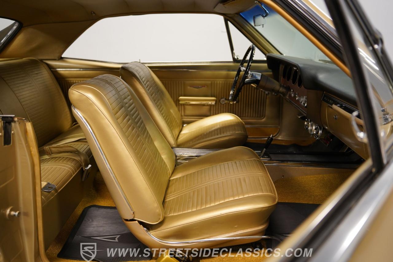 1966 Pontiac GTO Tri Power