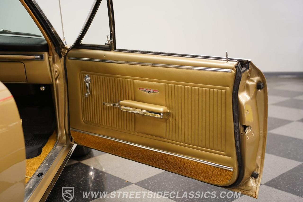 1966 Pontiac GTO Tri Power