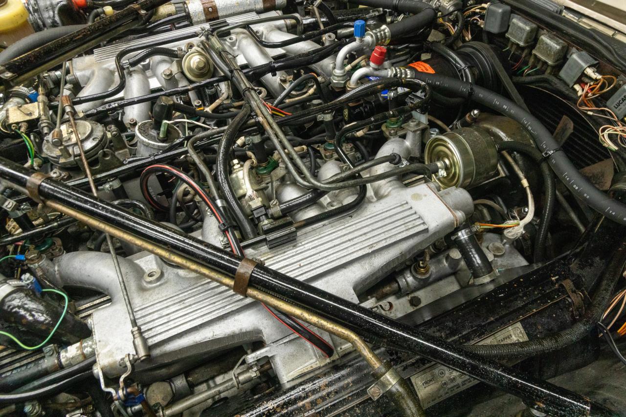 1976 Jaguar XJ12 L Series 2 &ldquo;Golden Sand with Mulberry Red leather&rdquo;