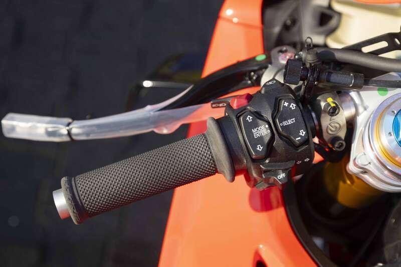 2023 Ducati PANIGALE V4 BAUTISTA WORLD CHAMPIONSHIP REPLICA 11