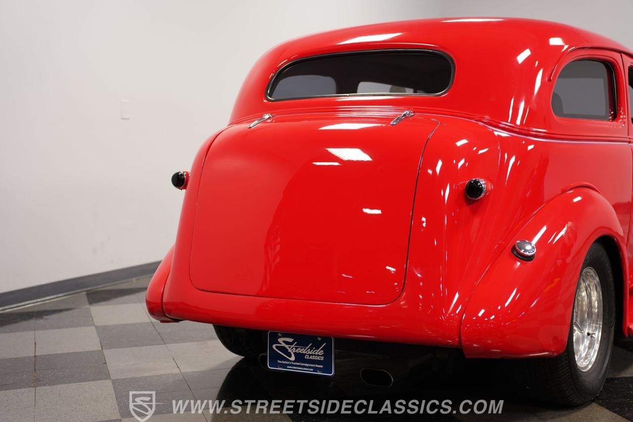 1937 Chevrolet Sedan Streetrod