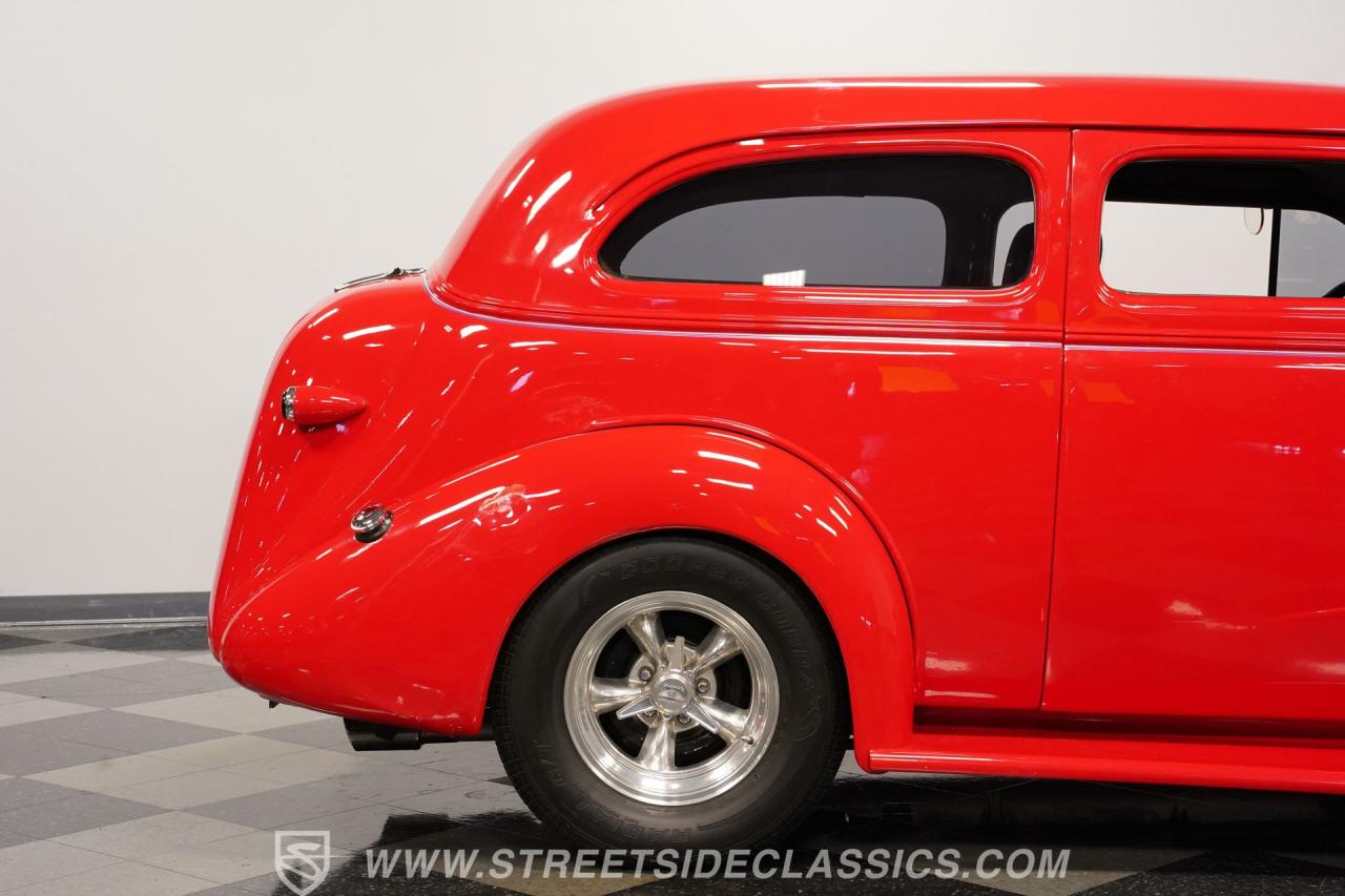 1937 Chevrolet Sedan Streetrod