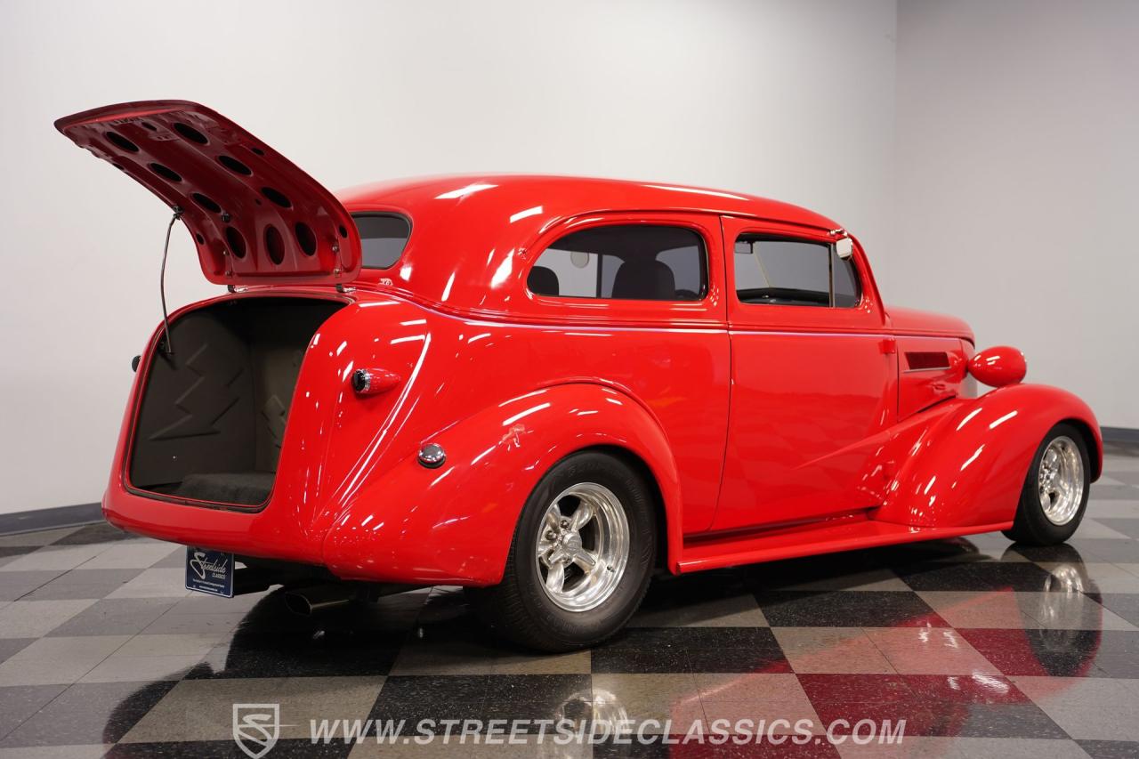 1937 Chevrolet Sedan Streetrod
