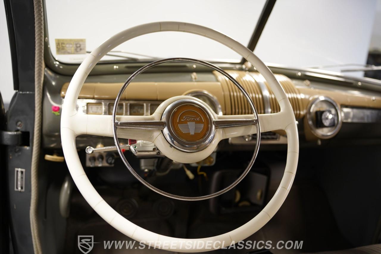 1948 Ford Super Deluxe Coupe