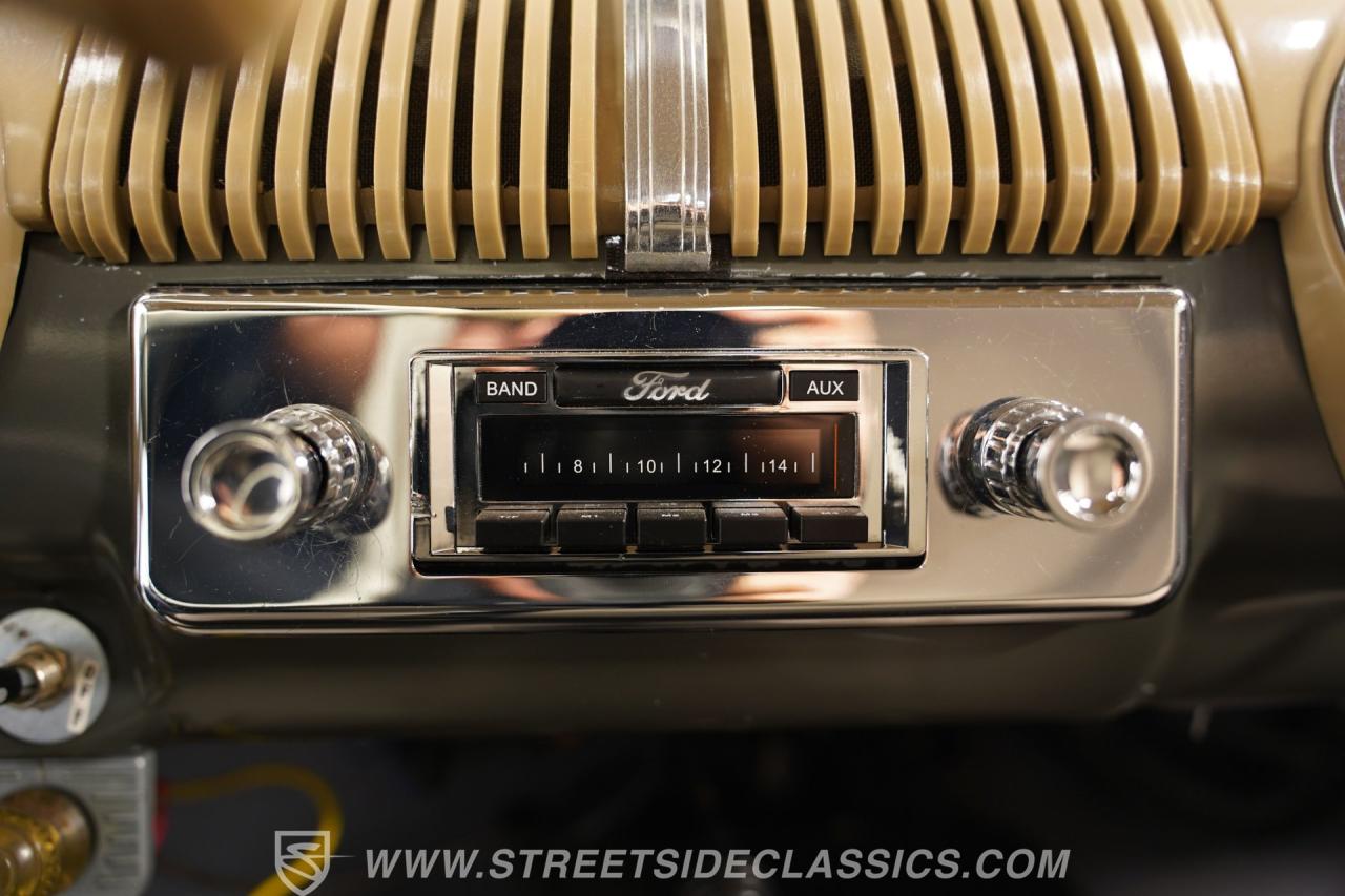 1948 Ford Super Deluxe Coupe