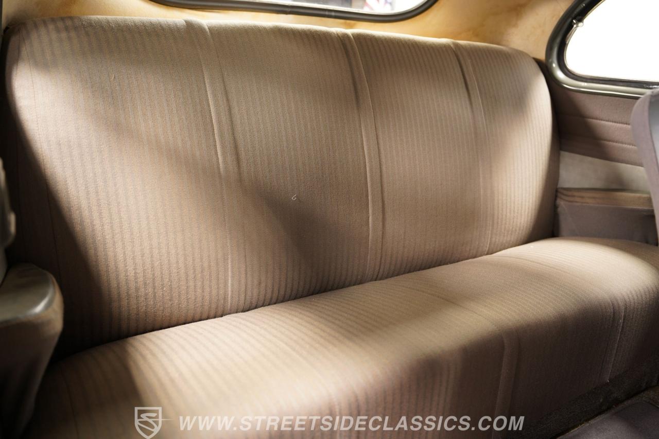 1948 Ford Super Deluxe Coupe