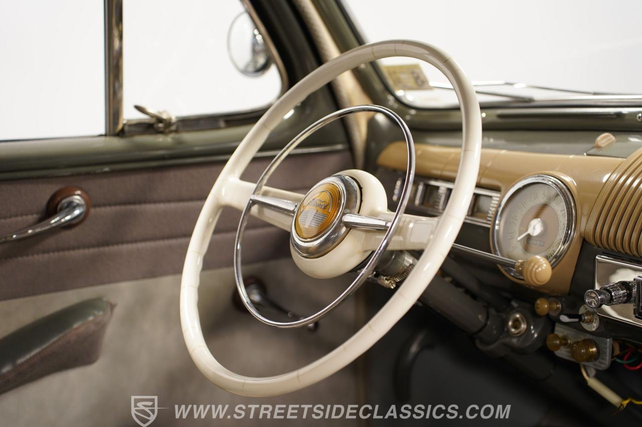 1948 Ford Super Deluxe Coupe