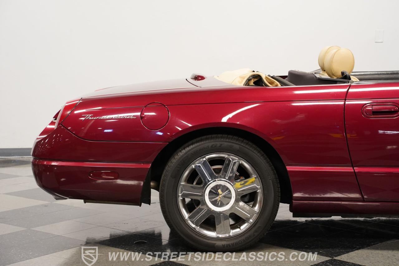 2004 Ford Thunderbird