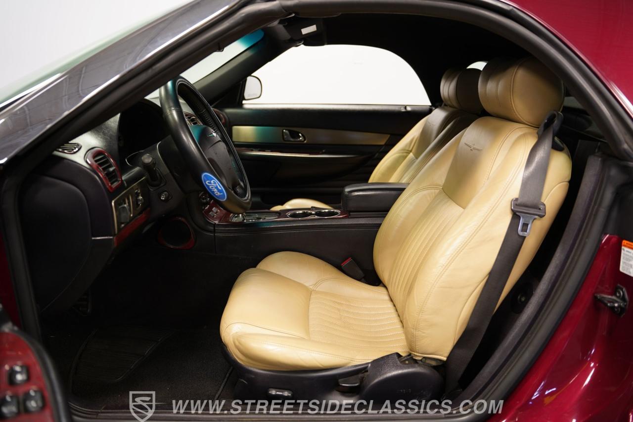 2004 Ford Thunderbird