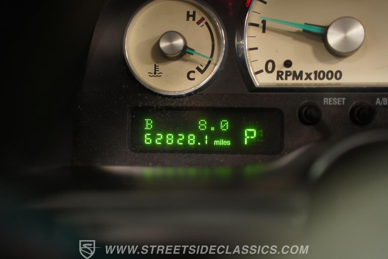 2004 Ford Thunderbird