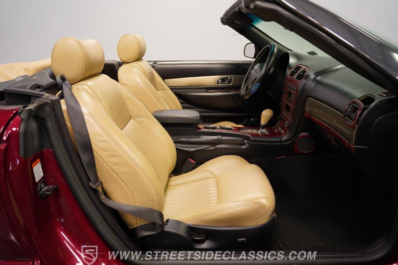 2004 Ford Thunderbird