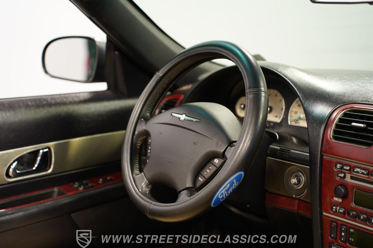 2004 Ford Thunderbird