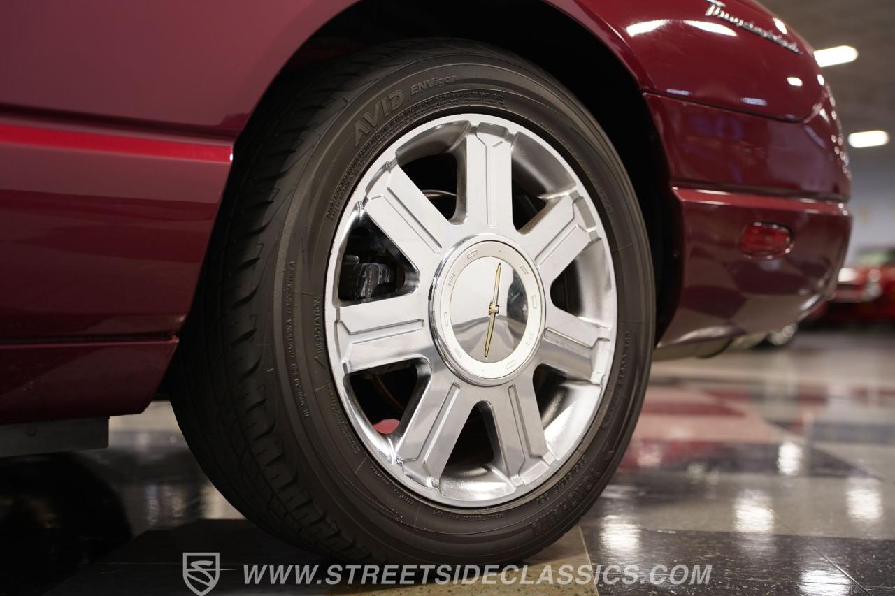 2004 Ford Thunderbird