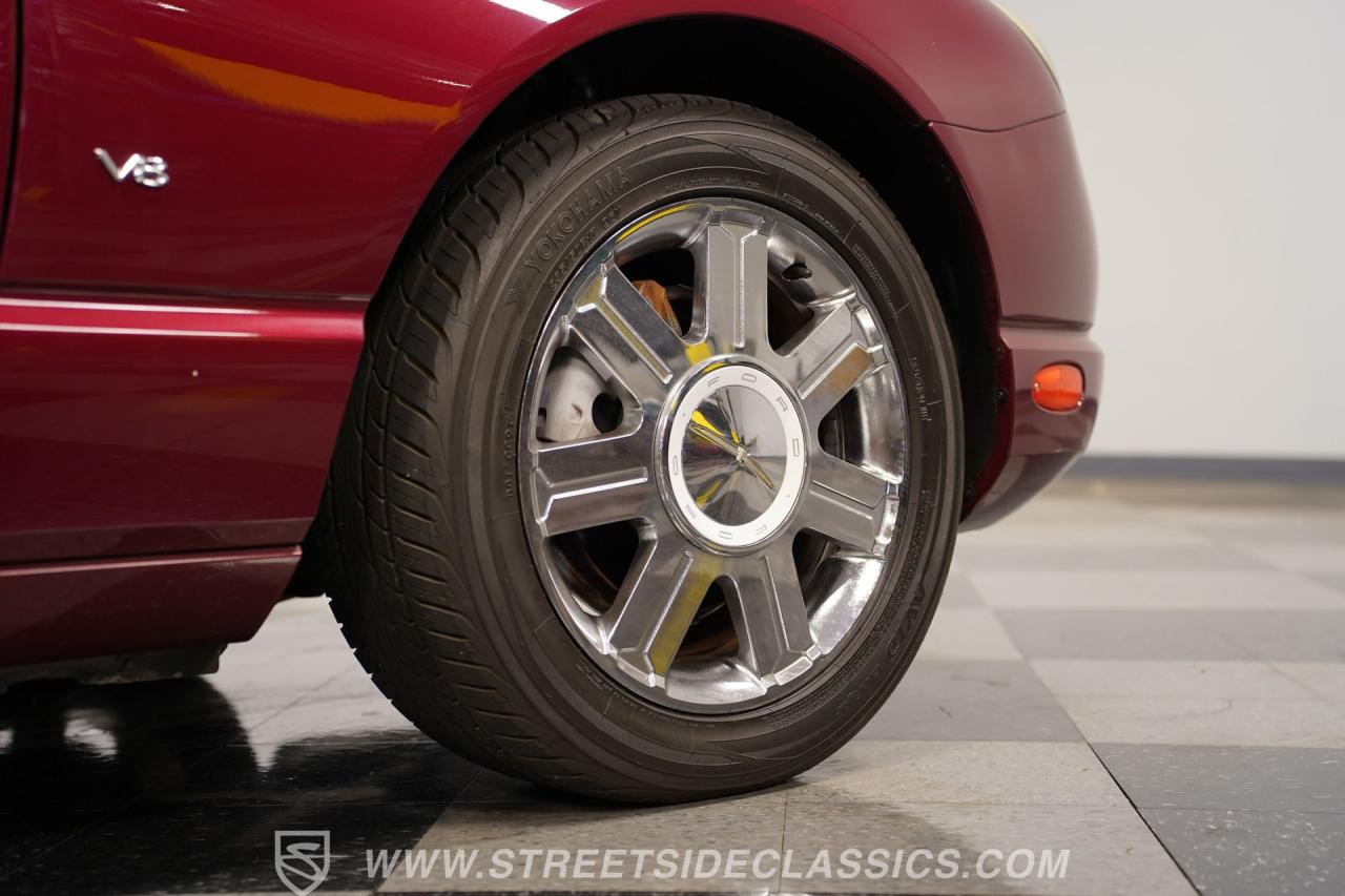 2004 Ford Thunderbird