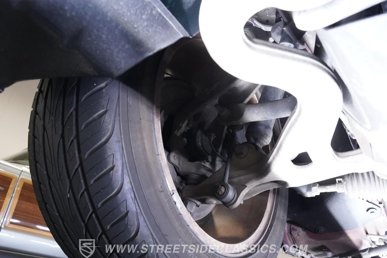 2004 Ford Thunderbird