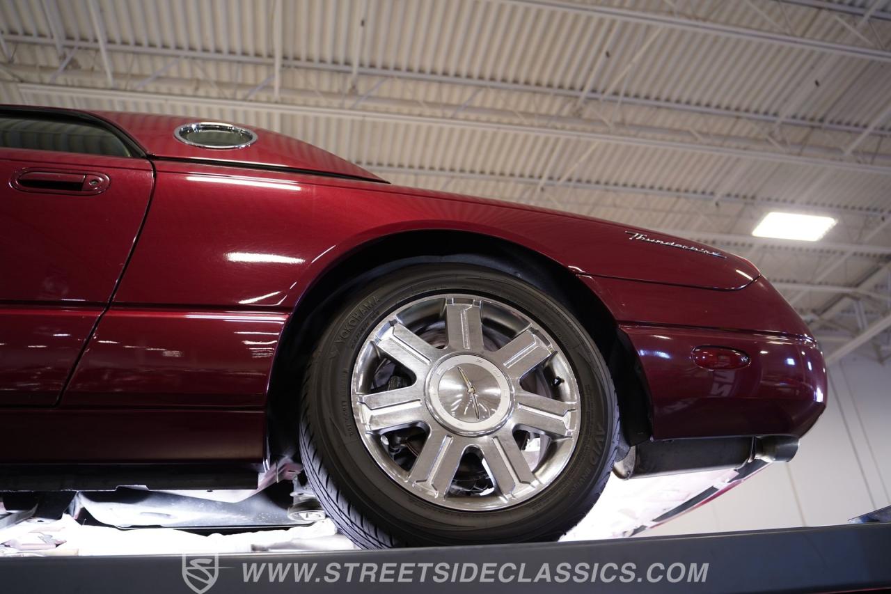 2004 Ford Thunderbird