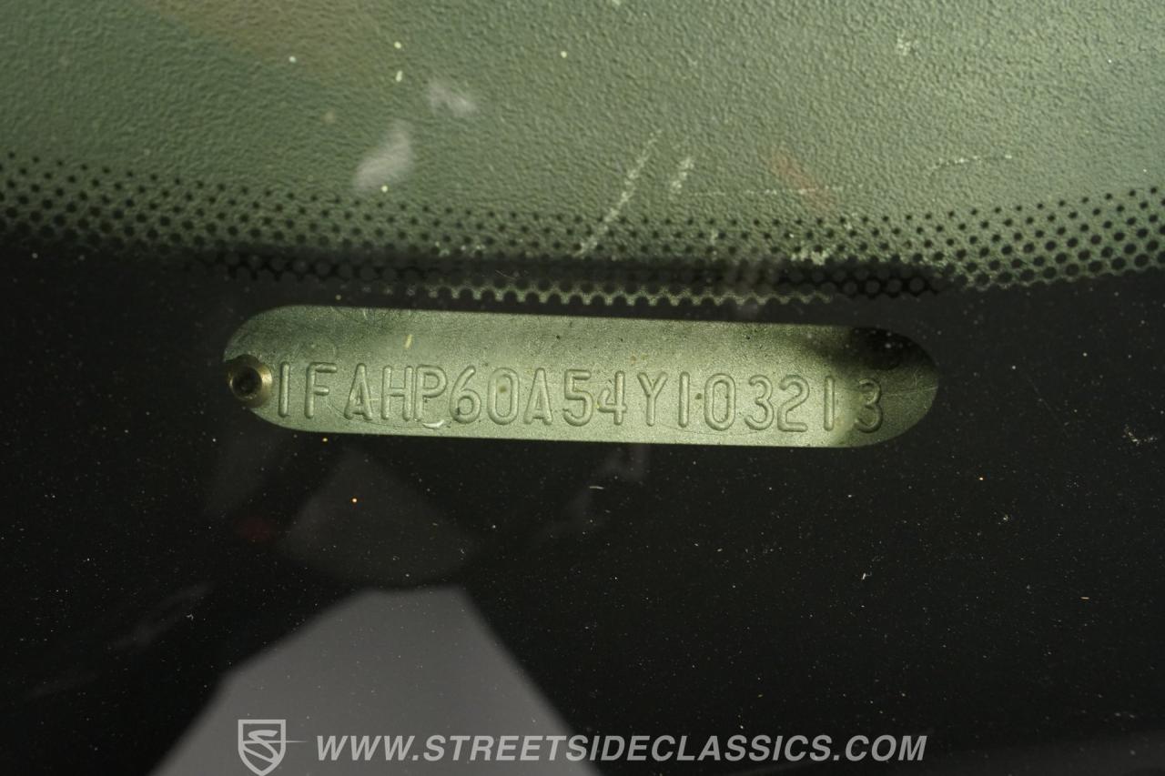 2004 Ford Thunderbird