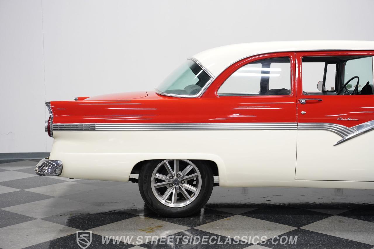 1956 Ford Fairlane Club Sedan