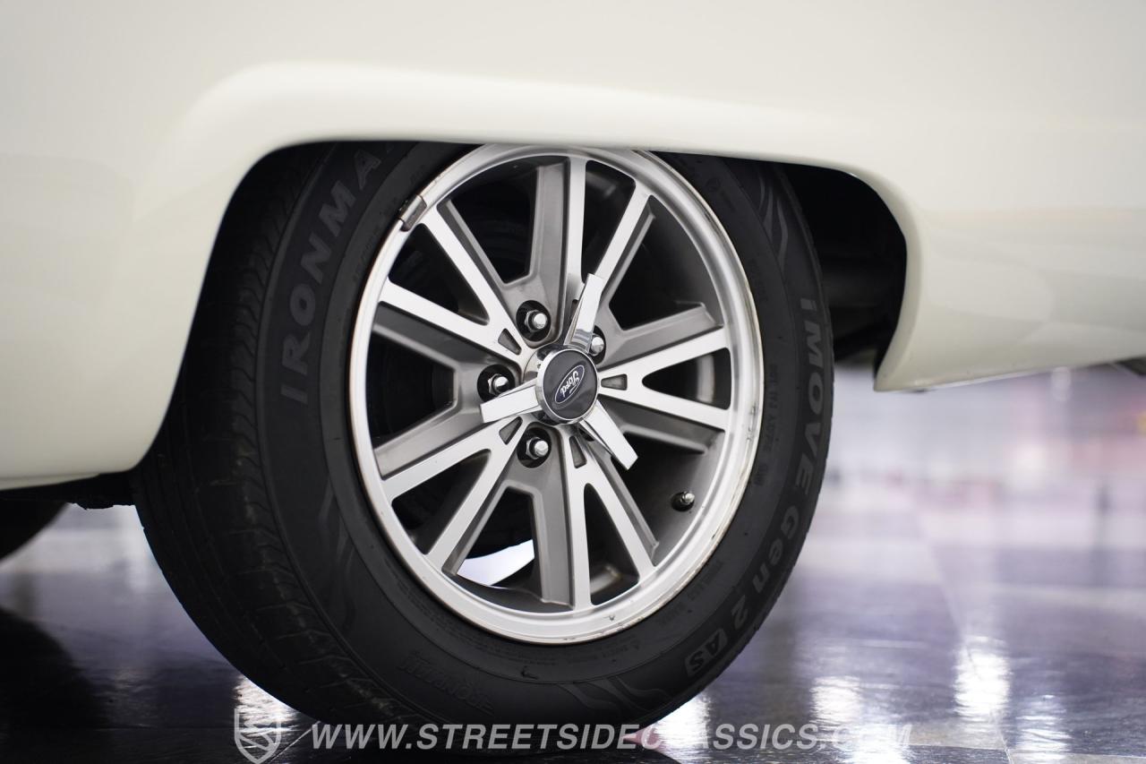 1956 Ford Fairlane Club Sedan