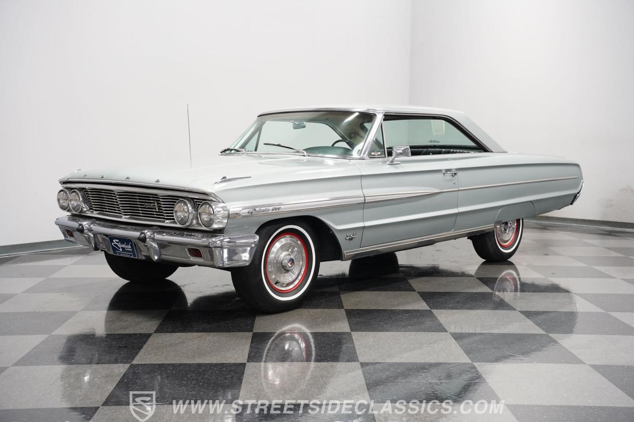 1964 Ford Galaxie 500 Fastback