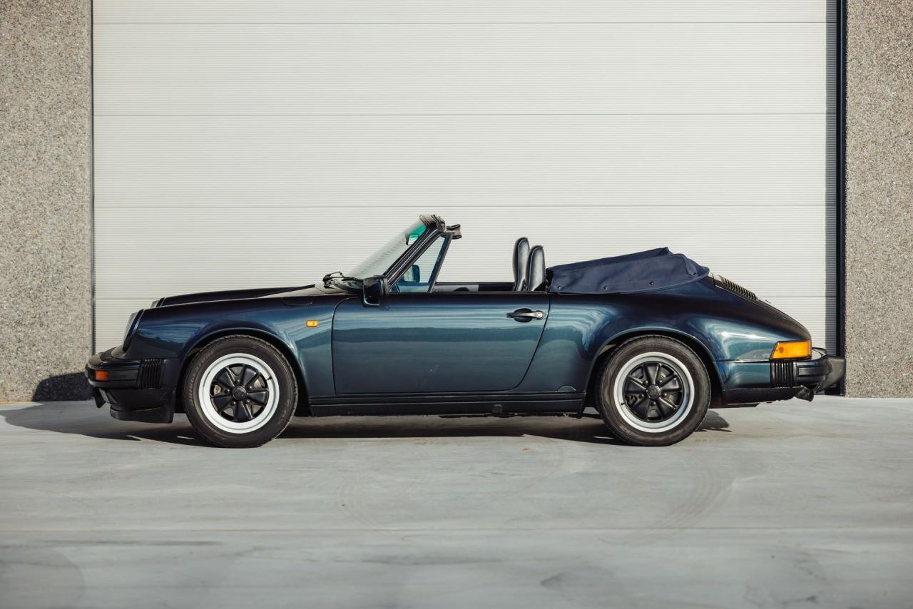1988 Porsche 911 Carrera Cabriolet