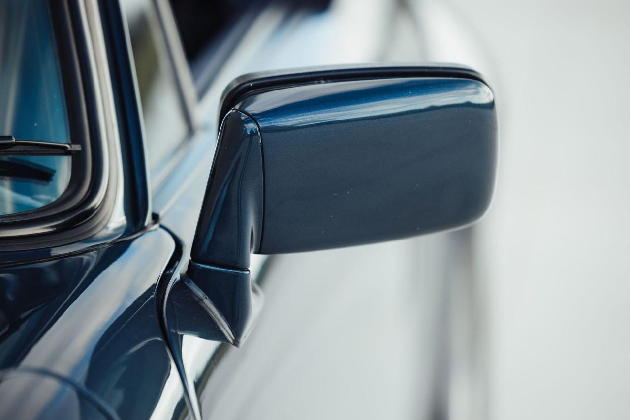 1988 Porsche 911 Carrera Cabriolet