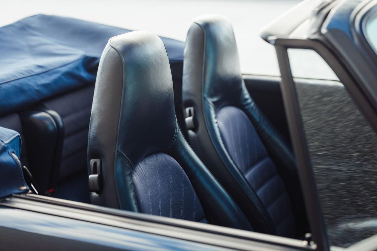 1988 Porsche 911 Carrera Cabriolet