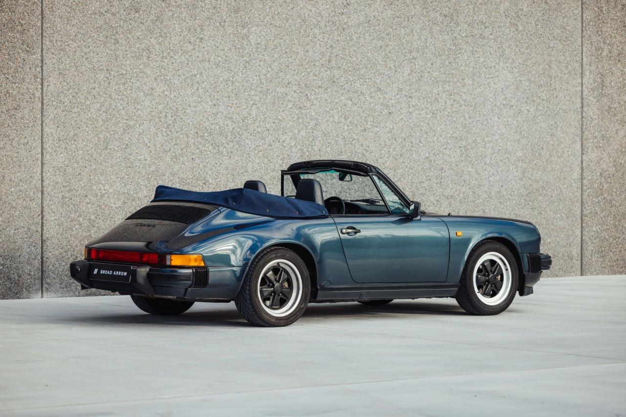 1988 Porsche 911 Carrera Cabriolet