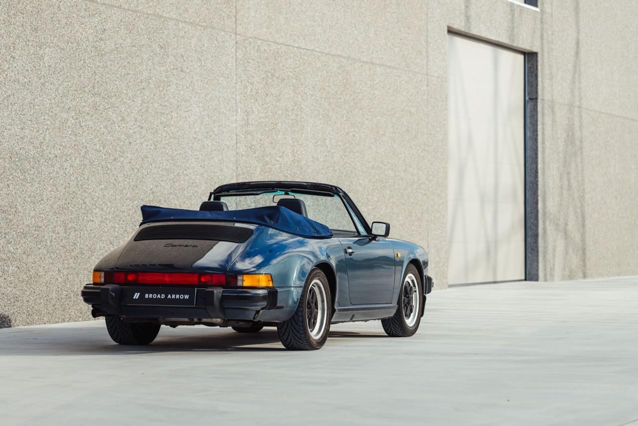 1988 Porsche 911 Carrera Cabriolet