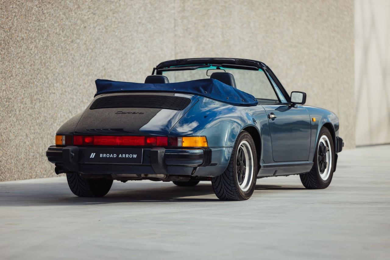 1988 Porsche 911 Carrera Cabriolet