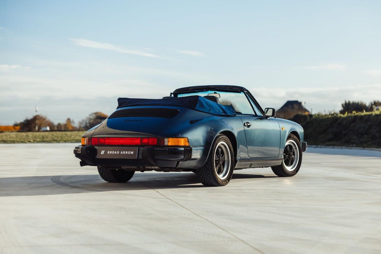 1988 Porsche 911 Carrera Cabriolet