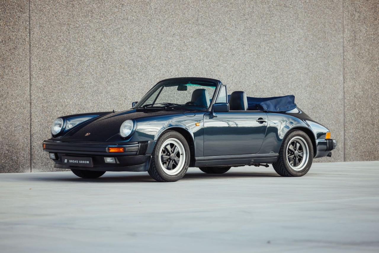 1988 Porsche 911 Carrera Cabriolet