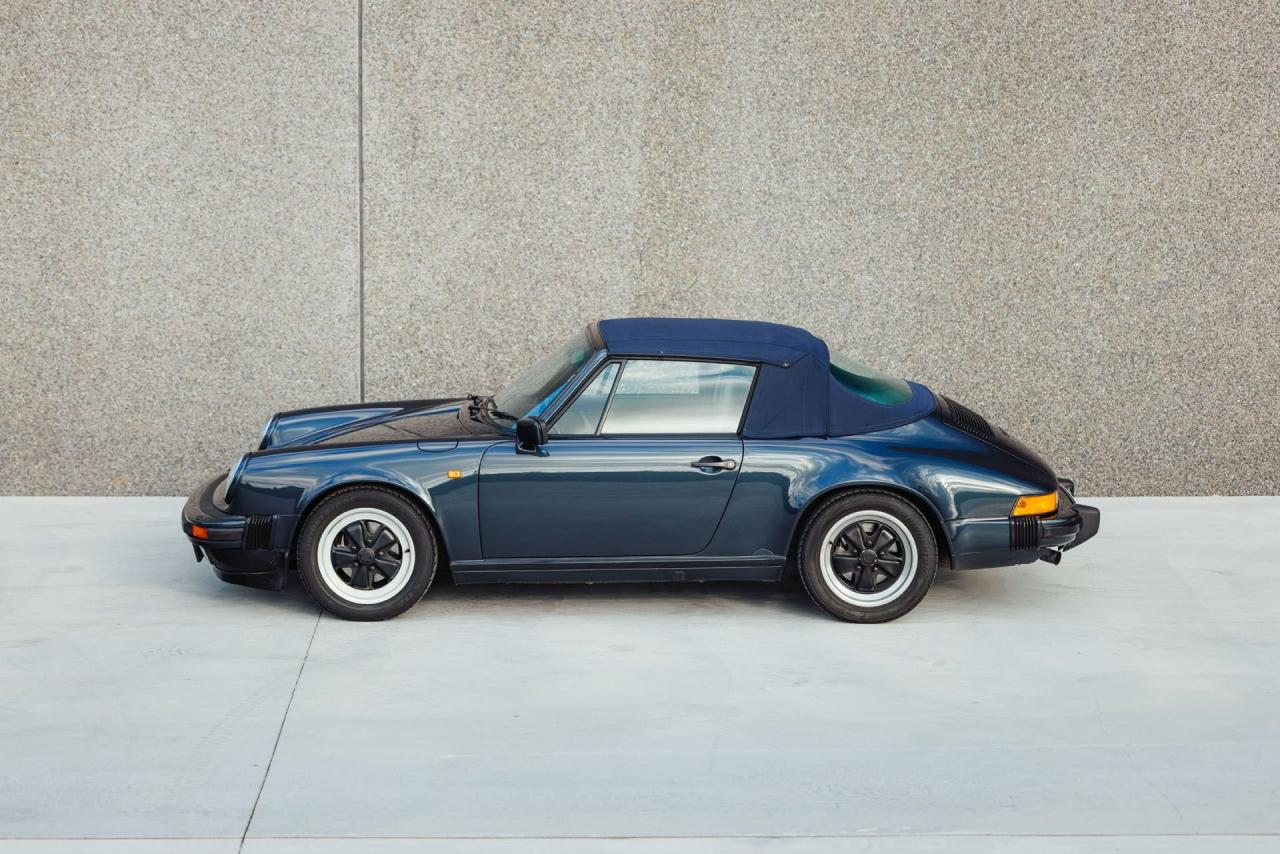 1988 Porsche 911 Carrera Cabriolet