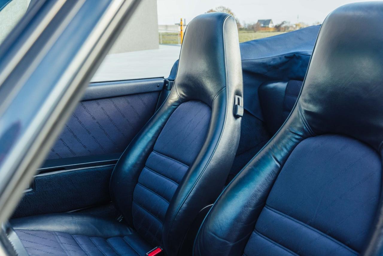 1988 Porsche 911 Carrera Cabriolet